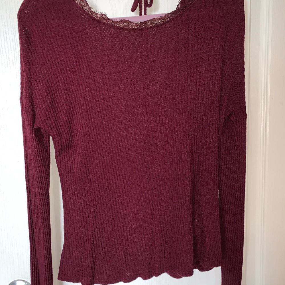 Maroon waffle knit long sleeve open back tee